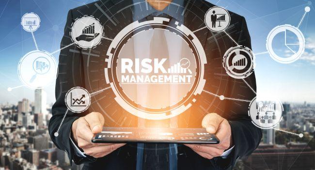 1. Évaluation des Risques : Le Fondement de Tout Choix de Protection